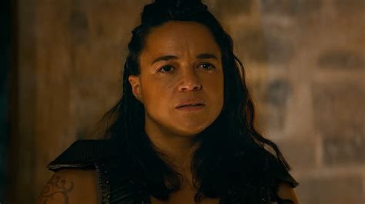 Who Is Actress Edwarda Gurrola? Everything To Know About Her