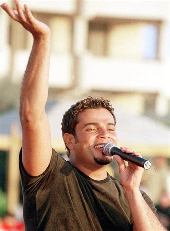 Who is Amr Diab? See Net-worth, Quote, Awards, Fact, Wiki