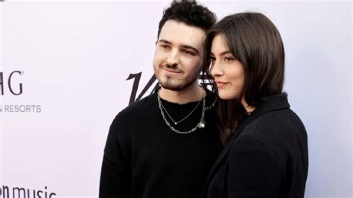 Who Is Blake Slatkin? Gracie Abrams Boyfriend, Relationship Timeline