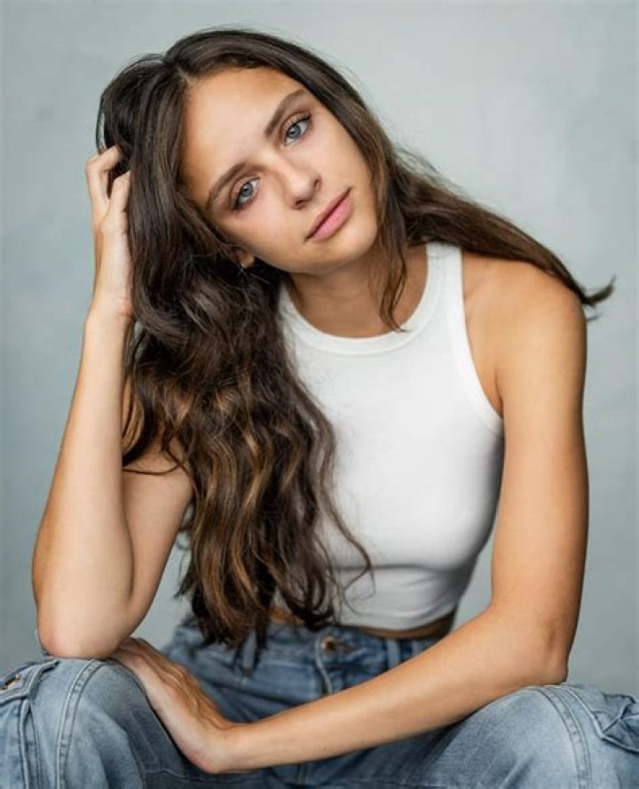 Who Is Carmen Salta? Know About Actress Family Age Bio Wiki And Instagram Photos