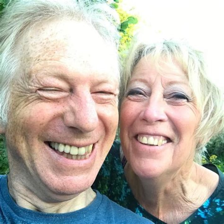 Who Is Catherine Lough Haggquist Husband Neil? Children Net Worth Instagram Details Of The Actor