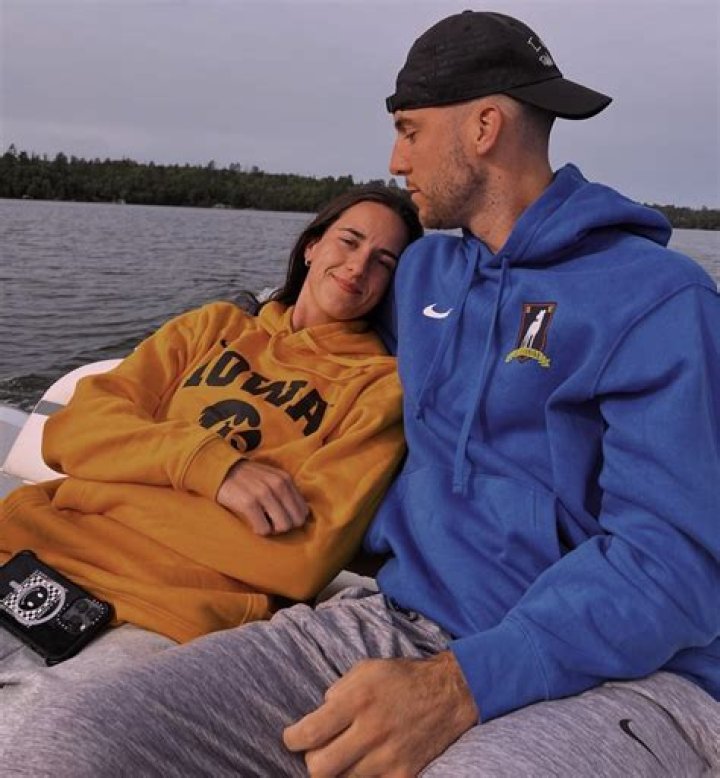 Who is Connor Barwin Wife Laura Buscher? Net Worth, Salary – NFL Free Agent