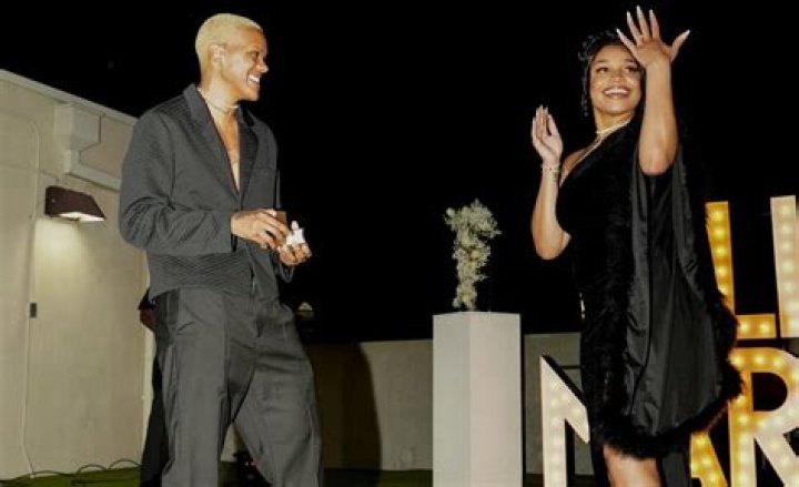 Who Is Courtney Sayre? Learn Everything On Kyle Farmer Wife