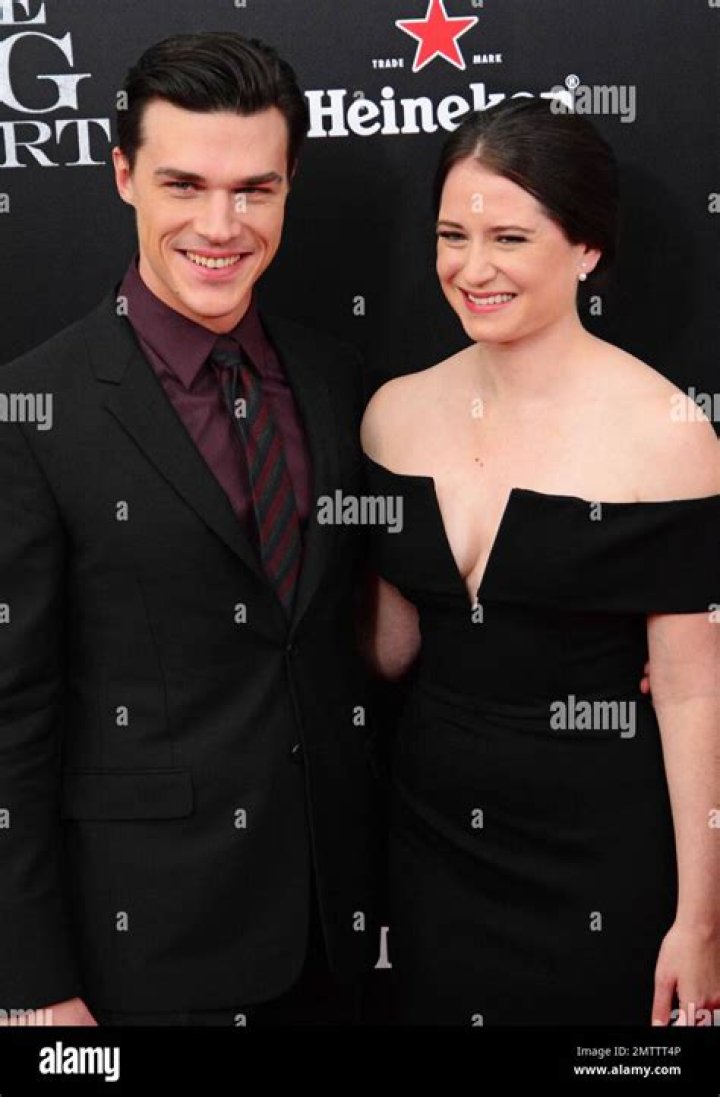 Who is Finn Wittrock’s wife, Sarah Roberts? His height, his age, is he gay?