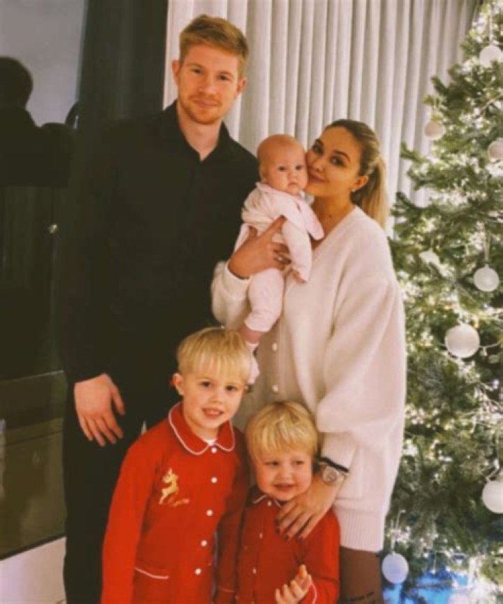 Who Is Fred Again’s Girlfriend? British Singer Dating and Family Life