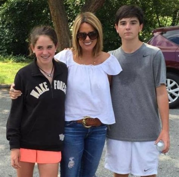 Who is Jill Rhodes, Sean Hannity’s wife? Her biography, children and family