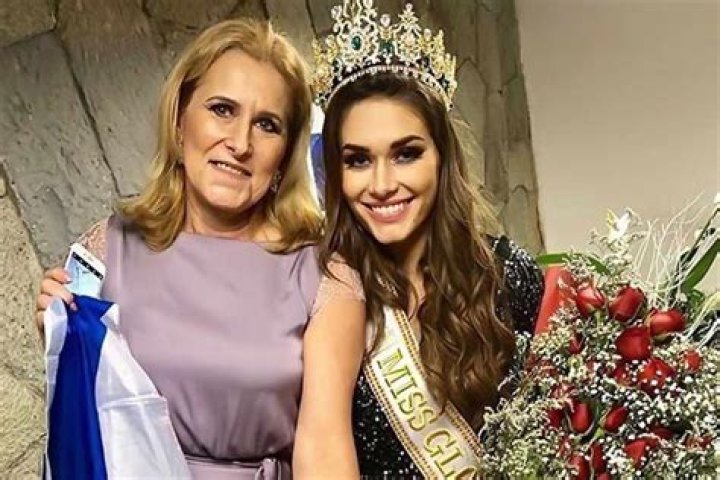 Who Is Karolina Kokesova Miss Universe Czech Republic? Age Wikipedia & Instagram Explored