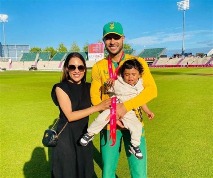 Who Is Lee Ann? Cricketer Reeza Hendricks Wife Married Life And Kids