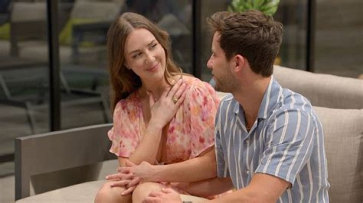 Who is Love Is Blind 5 contestant Johnie Maraist? Age, Instagram, boyfriend