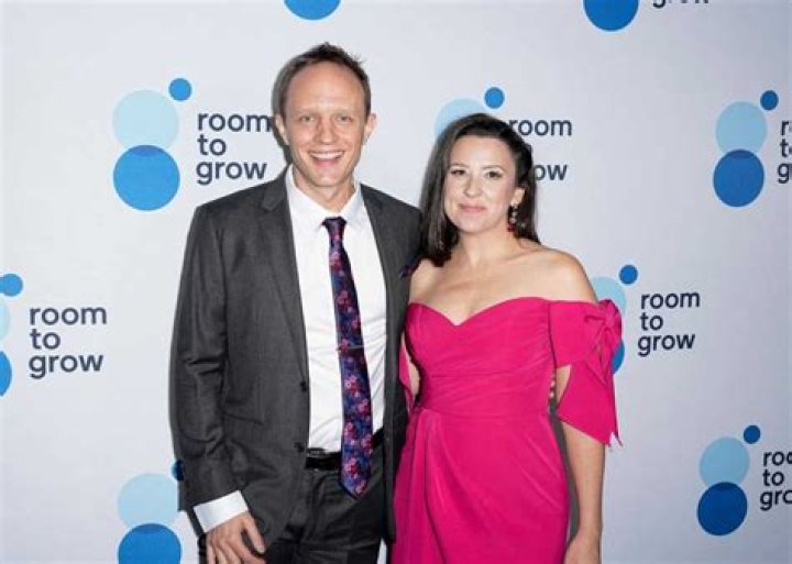 Who Is Rachel Galligan? Husband Age And Married Life