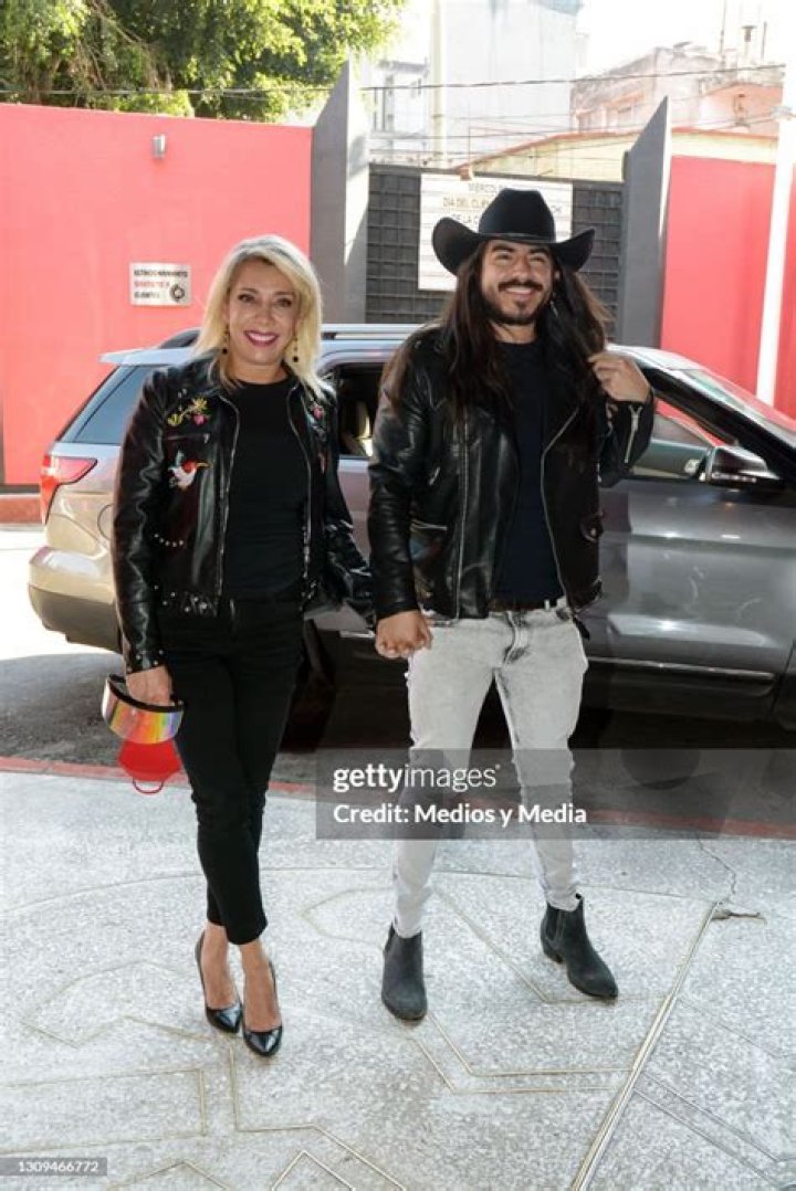 Who is Rey Grupero? Wikipedia, Biography, Age, Instagram: Cynthia Klitbo Boyfriend And Youtuber