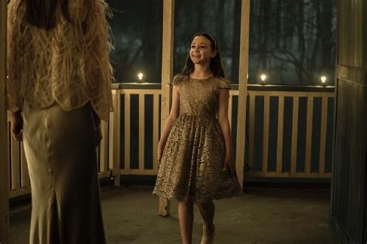 Who Is Scarlett Blum From Tales of the Walking Dead? Meet The Child Actress