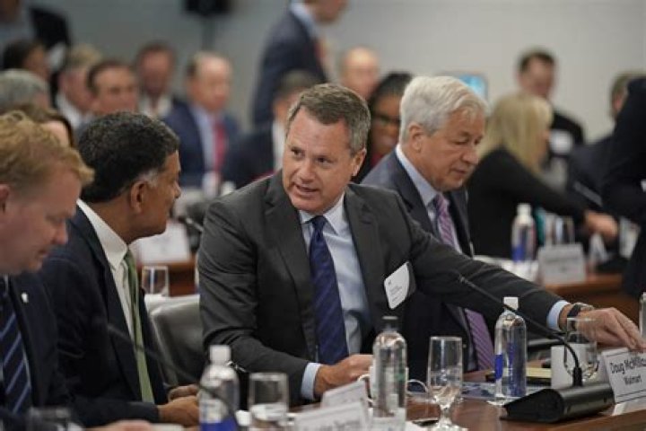 Who Is Steven Tian From Yale? Update On His Reports With Jeffrey Sonnenfeld On Russian World Energy