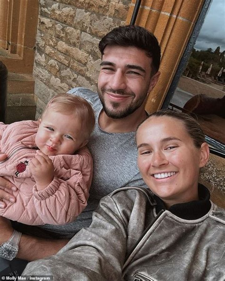 Who Is Tommy Fury Wife? Details To Know About The Family Of The British Boxer