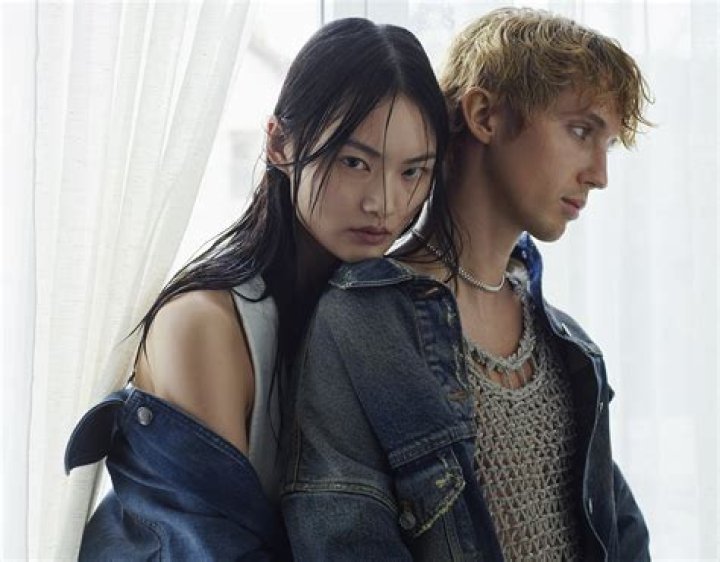 Who Is Troye Sivan Husband? Fans Surprised That The Singer Is Married After His TikTok Went Viral