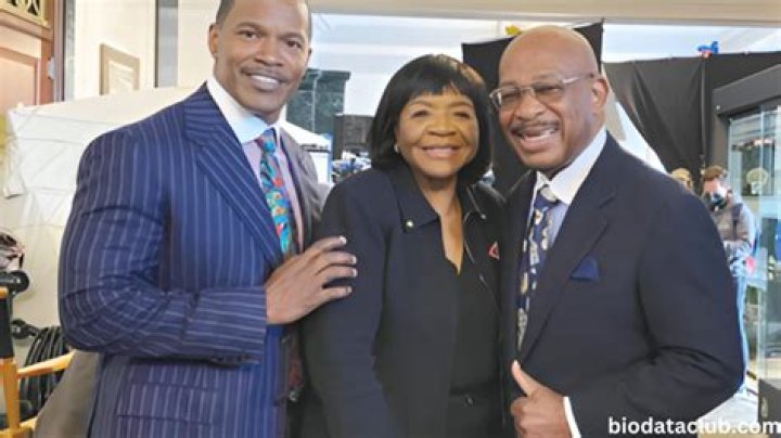 Willie Gary Net worth: Bio, Wiki, Age, Height, Wife, Twins, and Law Firm