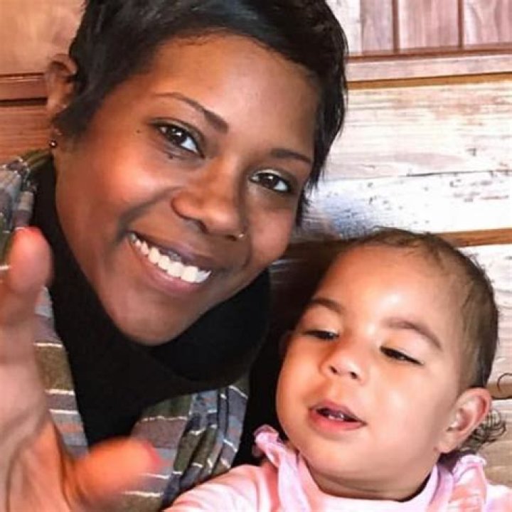 Zulekha Haywood Bio, Wiki, Age, Height, Siblings, Husband, Baby, Model, Analyst, and Net Worth